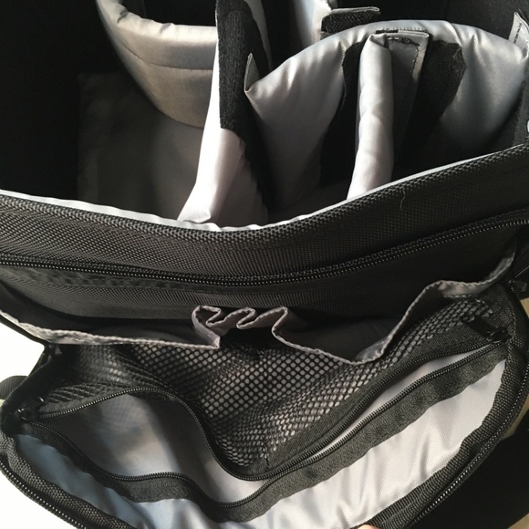 Premium Canon deluxe large gadget bag - Picture 6 of 11